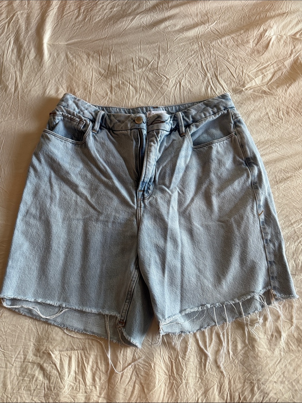 Good American Light Blue High-Rise Frayed Hem Denim Shorts